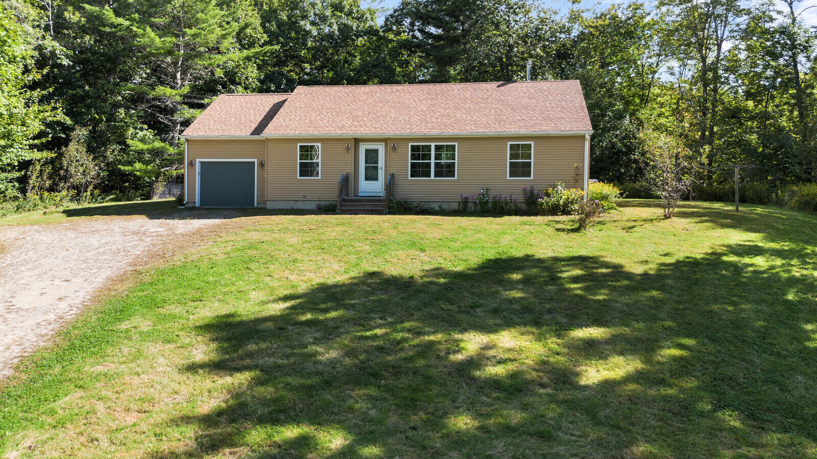 Purbeck Ln, Richmond, ME 04357