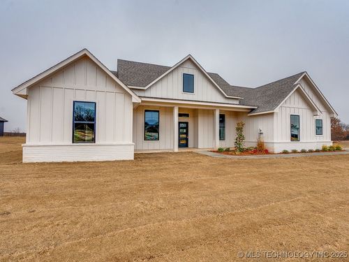 12098 County Road 3513 Loop, Ada, OK, 74820-2330 | Card Image
