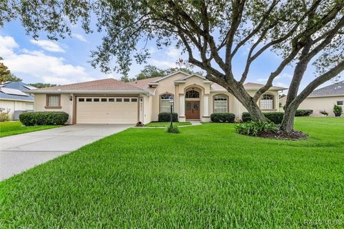 4873 El Camino Dr, Beverly Hills, FL, 34465-8758 | Card Image