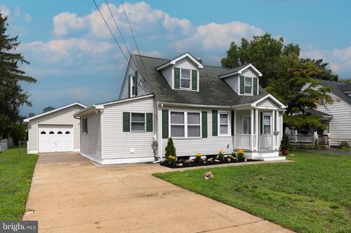 8 Wesley St, CAMDEN, DE, 19934-1343 | Card Image