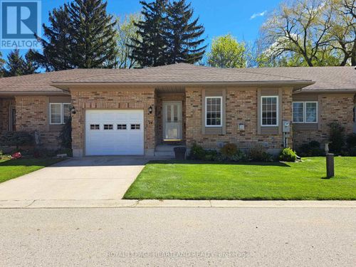 14 Brookside Place, South Huron (Exeter), ON, N0M1S2 | Card Image
