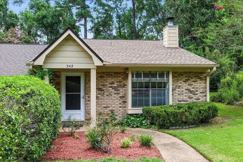 242 Whetherbine Way E, TALLAHASSEE, FL, 32301-8511 | Card Image