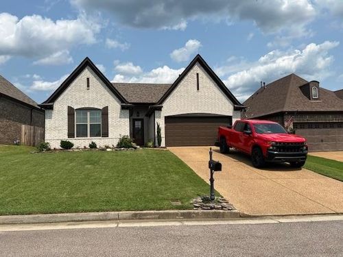 25 Briar Hollow Ln, Oakland, TN, 38060-2504 | Card Image