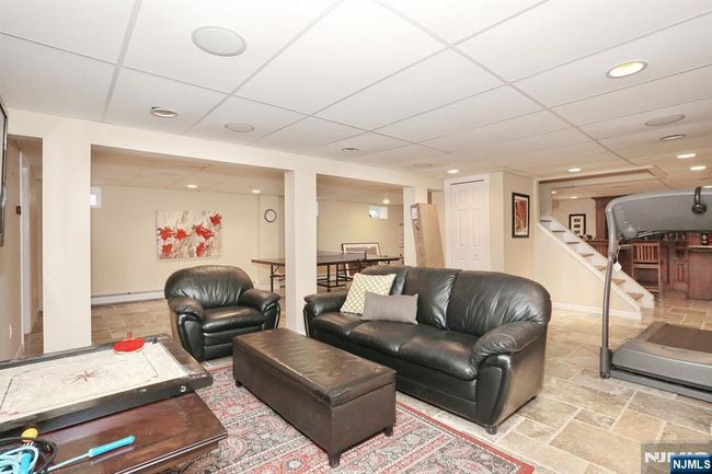 37 Osborne Ct, House other with 4 bedrooms, 3 bathrooms and null parking in Mahwah NJ | Image 32