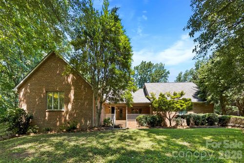 1505 N Cansler St, Kings Mountain, NC, 28086-2031 | Card Image