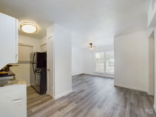 apt-137-2401 Manor Rd, Austin, TX, 78722-2013 | Card Image