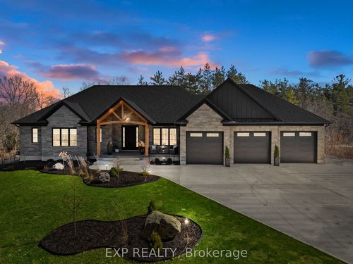 8425 Goosemarsh Line, Grand Bend, ON, N0M1T0 | Card Image