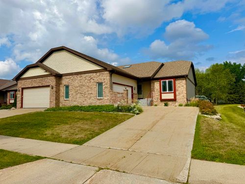 9110 Waterside Street, Madison, WI, 53562 | Card Image