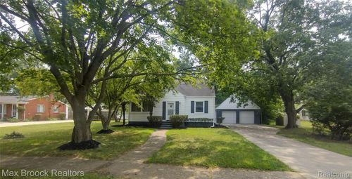 19925 Saxton Ave, Southfield, MI, 48075-7333 | Card Image