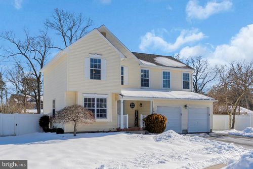 16 S Olympia Dr, Waretown, NJ, 08758-3304 | Card Image