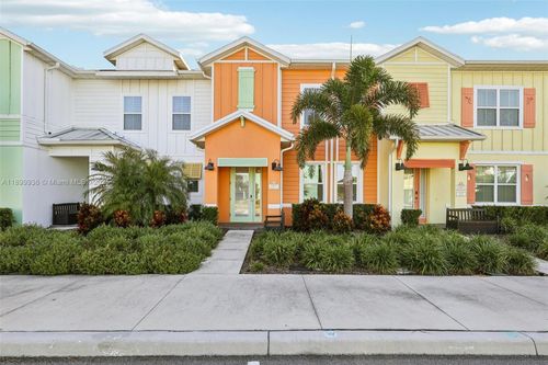 2971 Castaway Ln, KISSIMMEE, FL, 34747 | Card Image