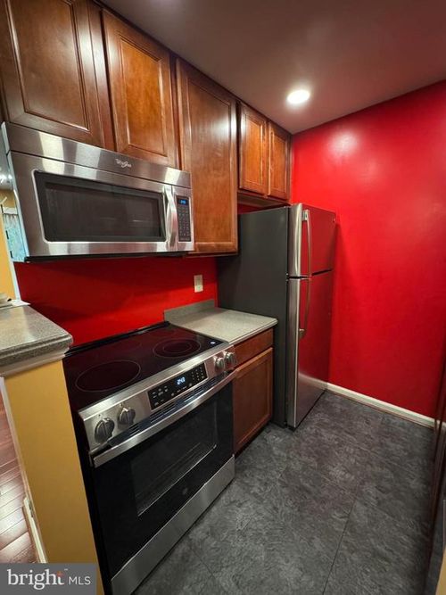 apt-302-38 White Pine Cir, STAFFORD, VA, 22554-8486 | Card Image