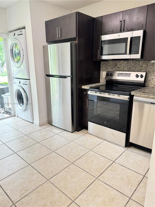 apt-102-7900 Nw 6th St, Pembroke Pines, FL, 33024-5184 | Card Image