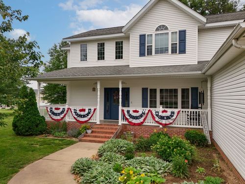 1601 Foxfire Rd, Herrin, IL, 62948-4443 | Card Image