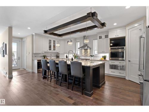 7931 112s Ave Nw, Edmonton, AB, T5B0H6 | Card Image