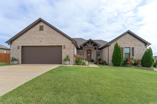 9500 Cliffside Dr, Sherwood, AR, 72120-2833 | Card Image
