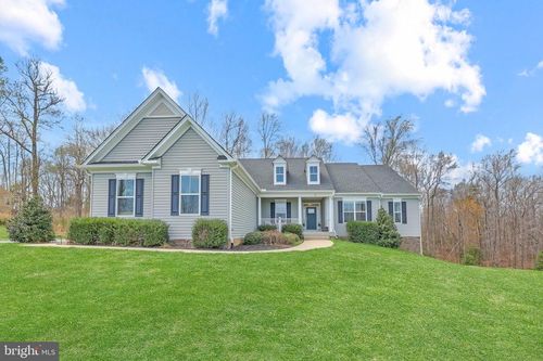7 Cranes Bluff Ct, FREDERICKSBURG, VA, 22405-5014 | Card Image