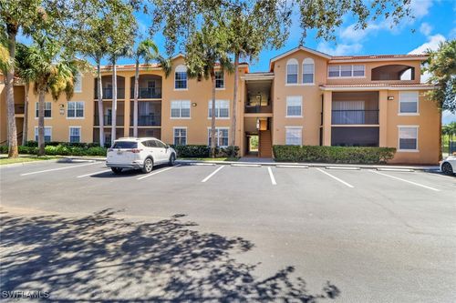105-8659 River Homes Ln, BONITA SPRINGS, FL, 34135-4367 | Card Image