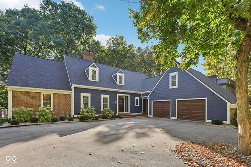 8391 N Illinois St, Indianapolis, IN, 46260-2944 | Card Image