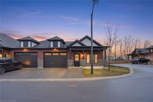 16 Brookfield Lane, Simcoe, ON, N3Y0E8 | Card Image