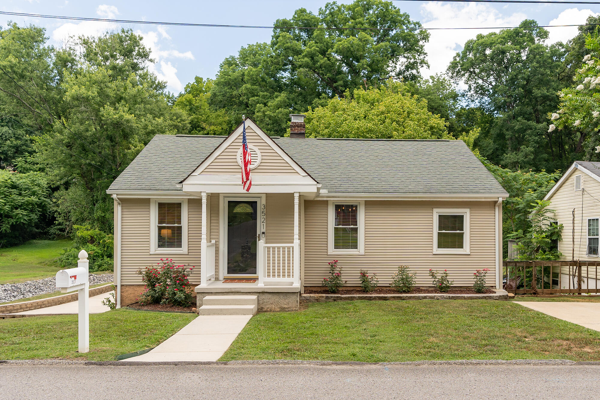 Lamar Ave, Chattanooga, TN 37415