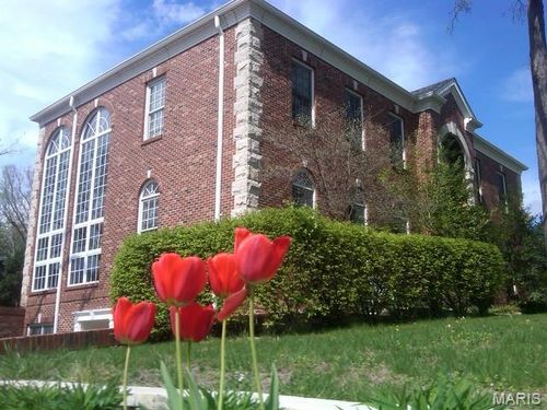 103 Linden Ave, Clayton, MO, 63105-3839 | Card Image