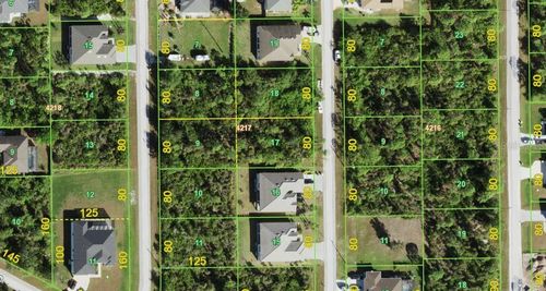 8215 Deland St, Port Charlotte, FL, 33981-5375 | Card Image