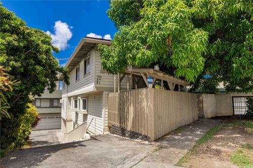 1-739 Kinalau Pl, Honolulu, HI, 96813-2632 | Card Image