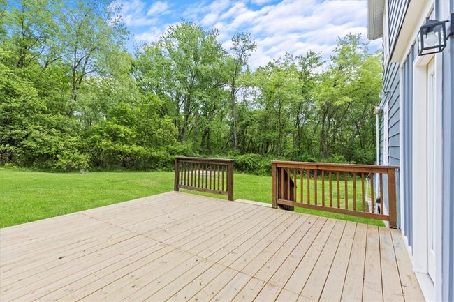 Large deck area! | Image 28