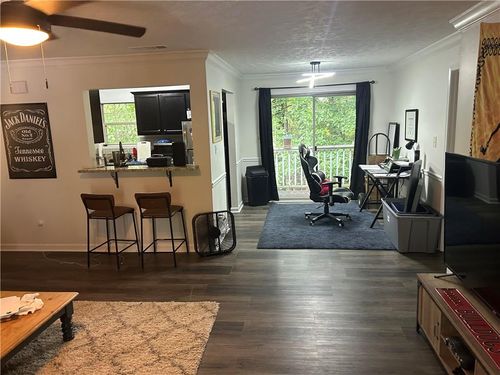 122 Sterling Ct, Alpharetta, GA, 30004-3849 | Card Image