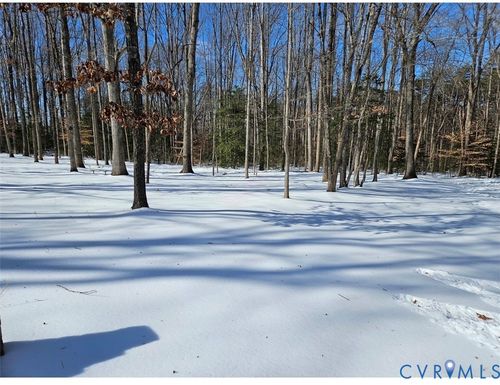 6079 Ridge Rd, Columbia, VA, 23038-2115 | Card Image