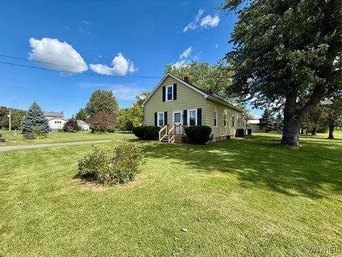 3935 Ransomville Rd, Ransomville, NY, 14131-9728 | Card Image