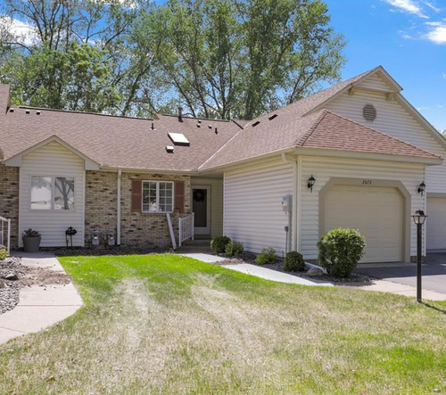 58-2672 Lake Court Dr, Mounds View, MN, 55112-4137 | Card Image