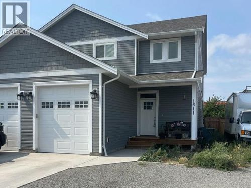 1611 Phillips St, Merritt, BC, V1K0B8 | Card Image