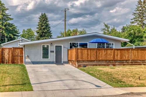 5519 Buckthorn Rd Nw, Calgary, AB, T2K2Y6 | Card Image