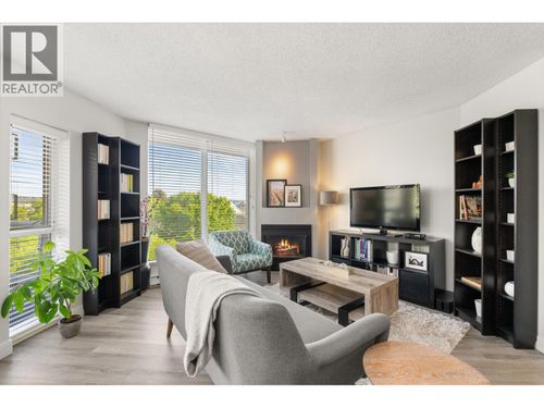 506-1135 Quayside Dr, New Westminster, BC, V3M6J4 | Card Image
