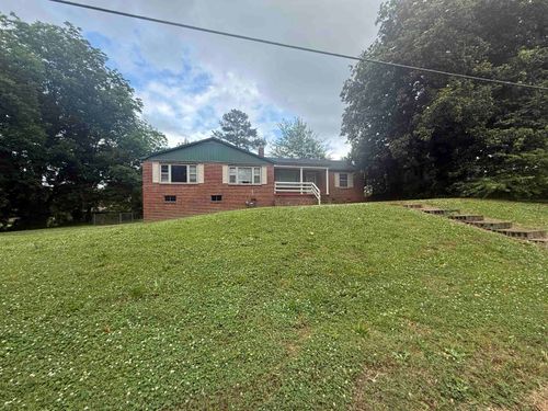 3212 E 12th Ave, Sheffield, AL, 35660-3307 | Card Image