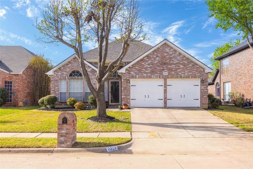 2213 Henley Ct, Flower Mound, TX, 75028-2694 | Card Image