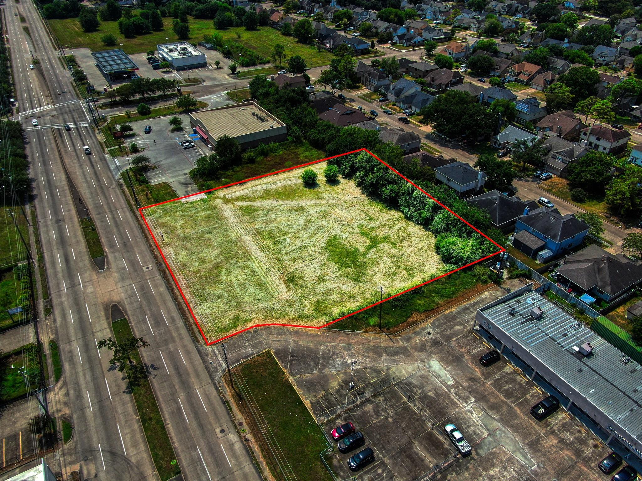 Land in Houston 3