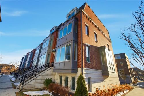 1233 Gateway Ct, Northbrook, IL, 60062 | Card Image