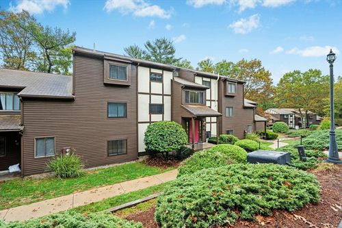 66-66 Highwood Dr, Franklin, MA, 02038-2921 | Card Image