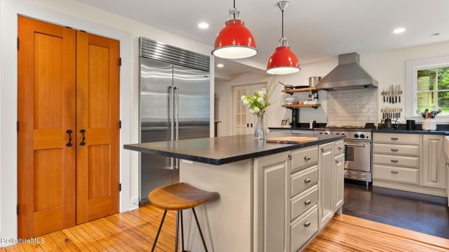 8 Yale Hill Rd, House other with 4 bedrooms, 4 bathrooms and null parking in Stockbridge MA | Image 9