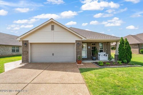 3461 Sabra Ln, Southaven, MS, 38672-2301 | Card Image