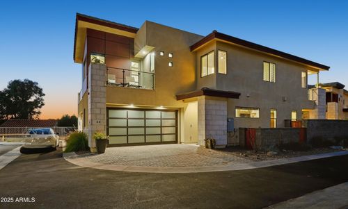 26-1 Easy St, Carefree, AZ, 85377-4417 | Card Image