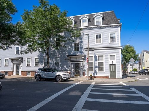 apt-9-352 W 3rd St, Boston, MA, 02127-1467 | Card Image