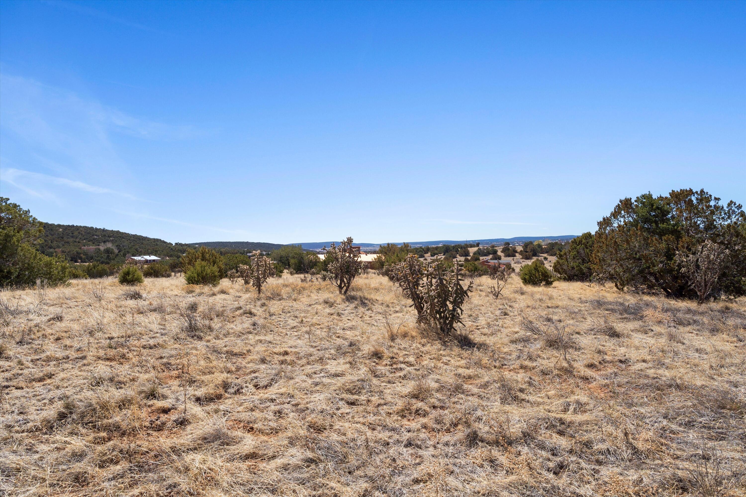 Land in Edgewood