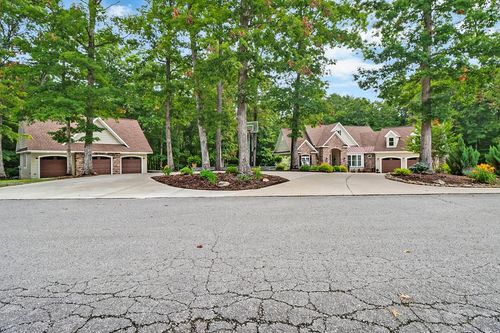 265 Falling Leaf Rd, Jamestown, TN, 38556-7414 | Card Image