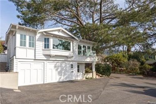 31592 Wildwood Rd, Laguna Beach, CA, 92651-8271 | Card Image