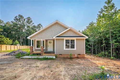 10317 Doyle Blvd, Mc Kenney, VA, 23872-2746 | Card Image