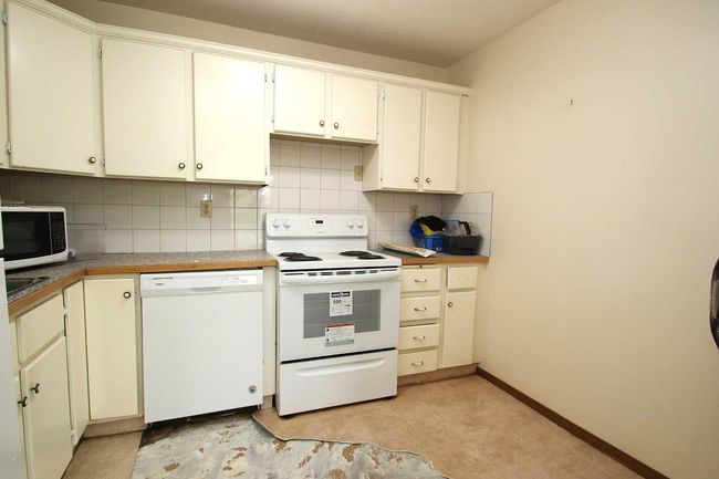 201 - 4405 48 Avenue, Condo with 1 bedrooms, 1 bathrooms and 1 parking in Red Deer AB | Image 6
